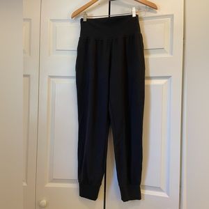 Athleta Women’s Salutation Jogger in Powervita